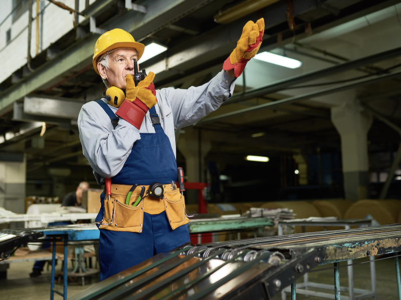 Best Walkie-Talkies of 2022: Off the Grid Communication for Adventurers